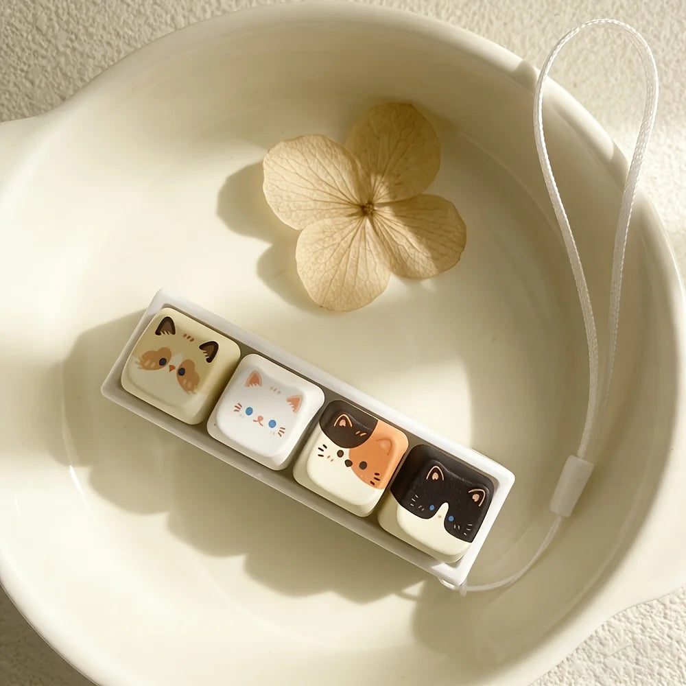 🐾 Cute Kitty Mechanical Keycap Fidget Keychain – 4-Key Switch Clicker Charm